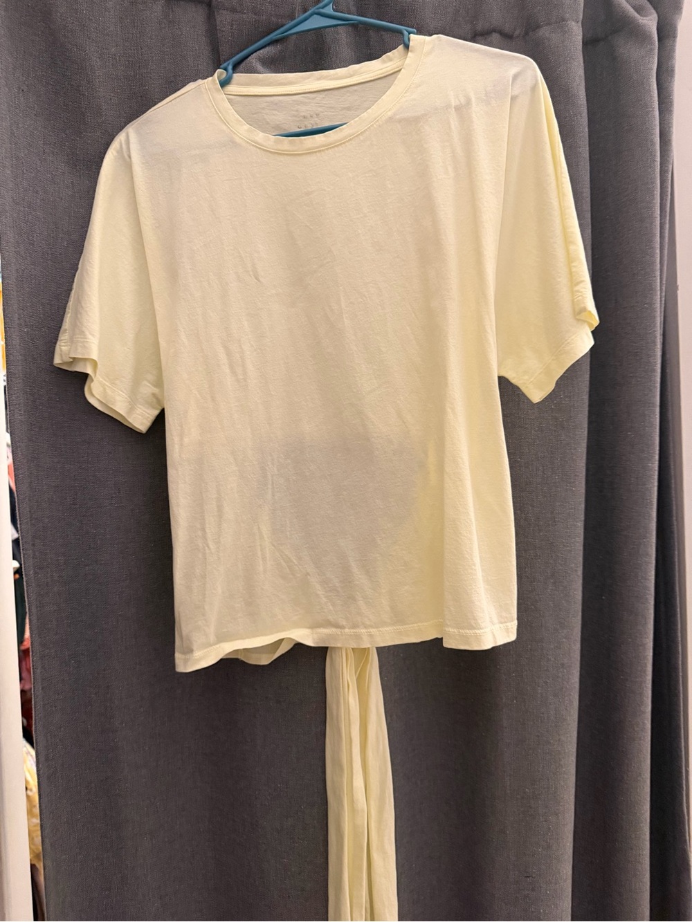 Women's Cream Tie-Back Short Sleeve Top